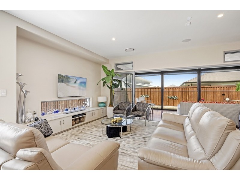 11 Silky Oak Court, Peregian Springs QLD 4573