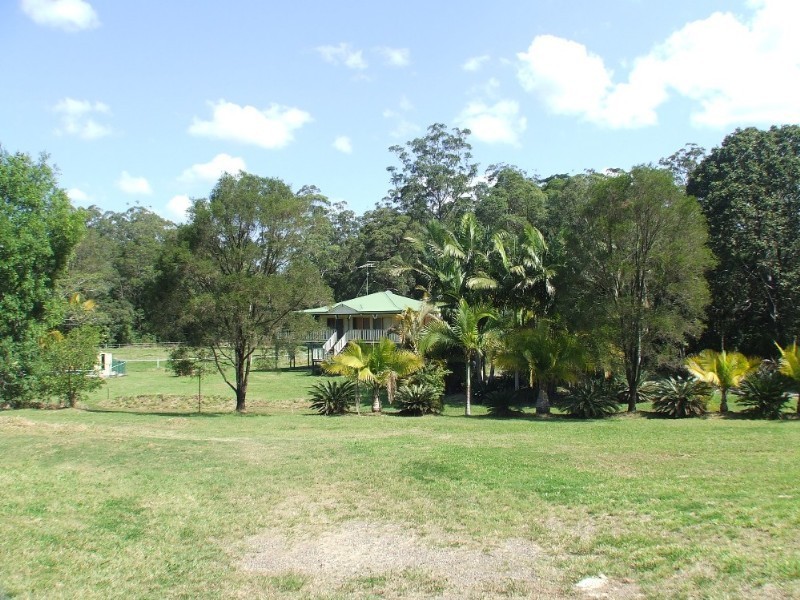 32 Running Creek Road, Eumundi QLD 4562
