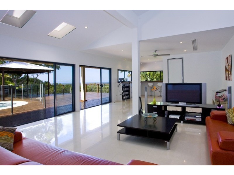 343-347 Sunrise Road, Doonan QLD 4562