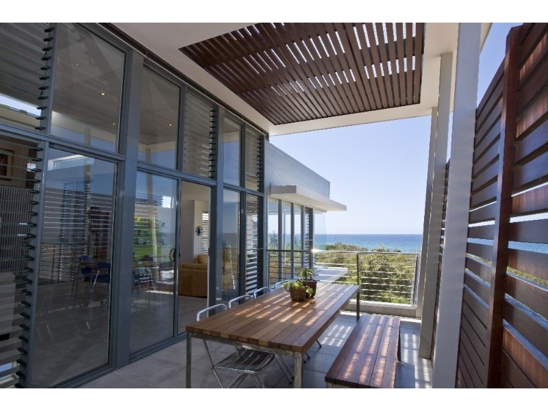 2/512 David Low Way, Castaways Beach QLD 4567