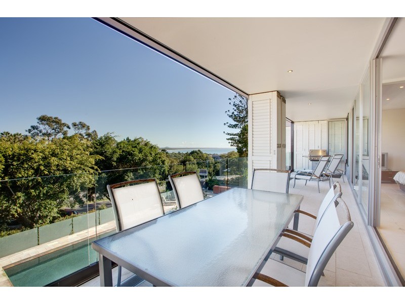 8/37-49 Noosa Drive, Noosa Heads QLD 4567