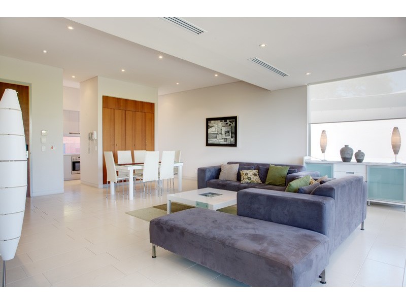 8/37-49 Noosa Drive, Noosa Heads QLD 4567