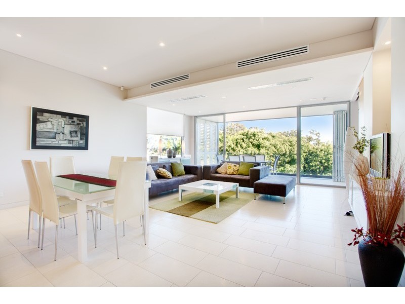 8/37-49 Noosa Drive, Noosa Heads QLD 4567