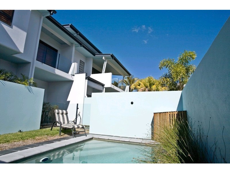 2/129 Noosa Parade, Noosaville QLD 4566