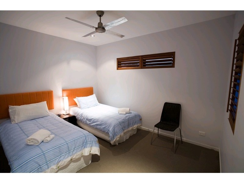 2/129 Noosa Parade, Noosaville QLD 4566