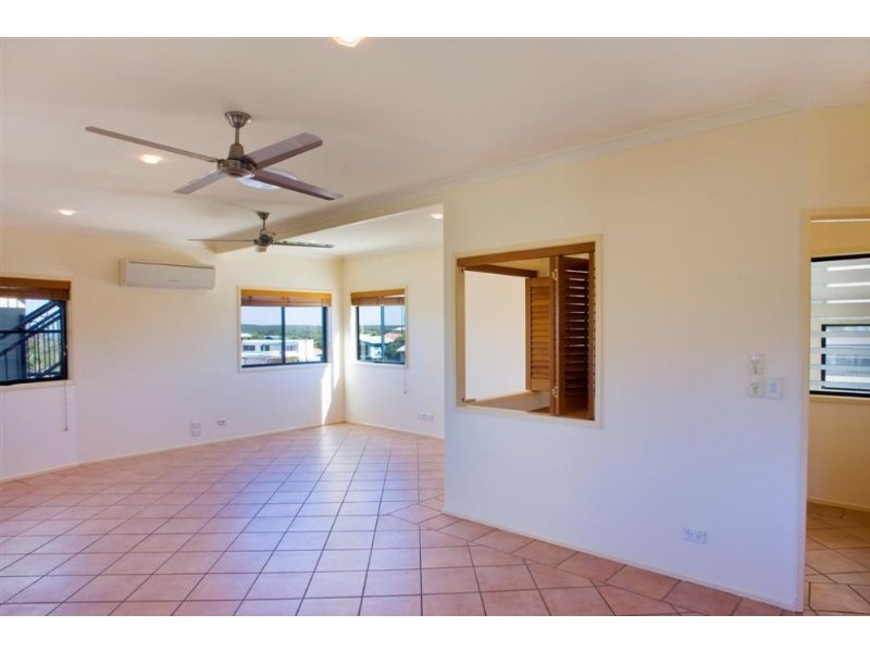 52 Driftwood Drive, Castaways Beach QLD 4567