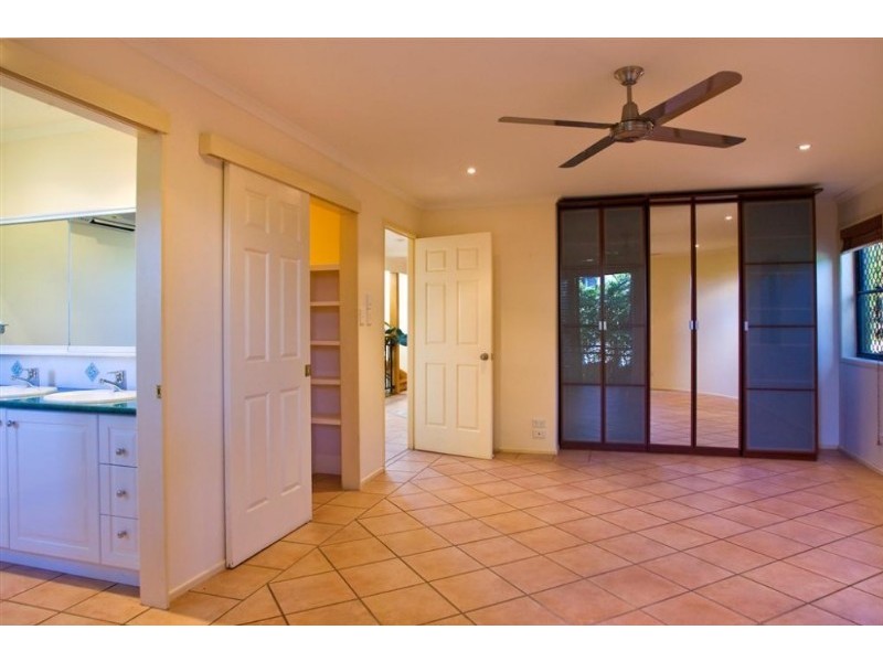 52 Driftwood Drive, Castaways Beach QLD 4567