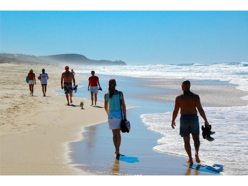 52 Driftwood Drive, Castaways Beach QLD 4567