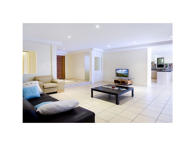 5 Gracemere Boulevard, Peregian Springs QLD 4573