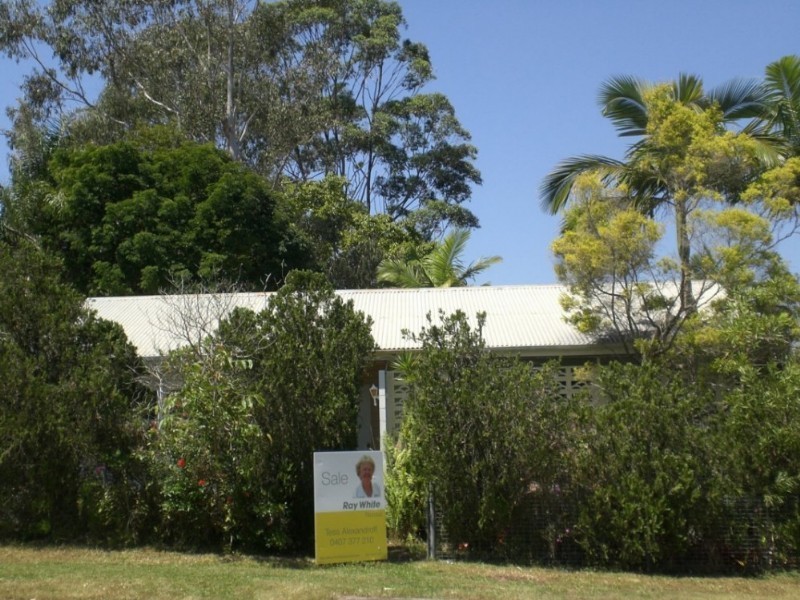 23-25 Myles Street, Tewantin QLD 4565