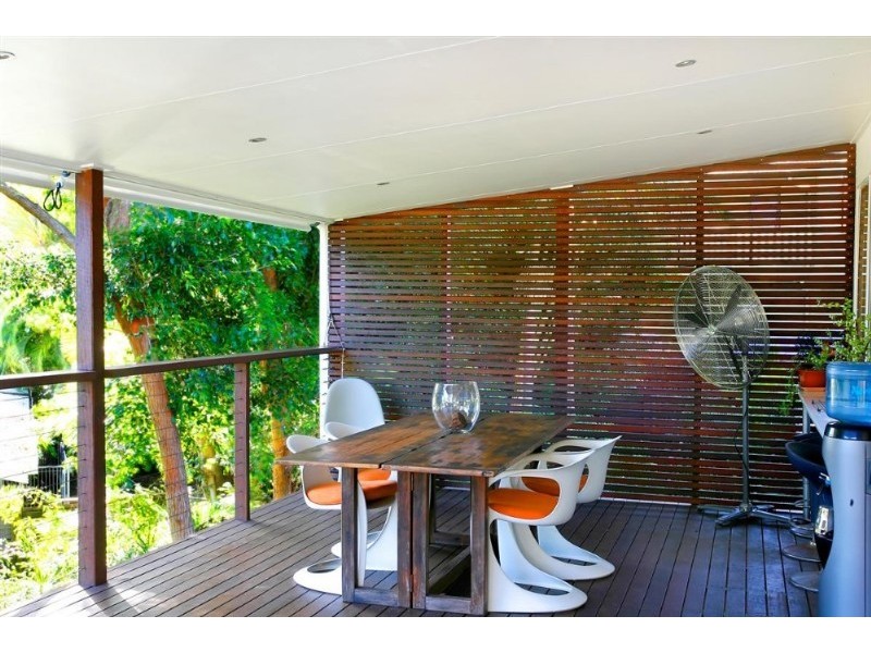 25 Currawong Street, Noosa Heads QLD 4567