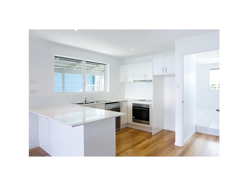 2/20 Orealla Crescent, Sunrise Beach QLD 4567