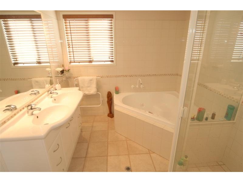 Sunrise Beach QLD 4567