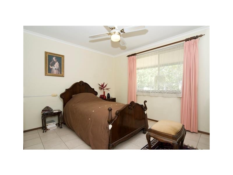 21 Poinciana Avenue, Tewantin QLD 4565