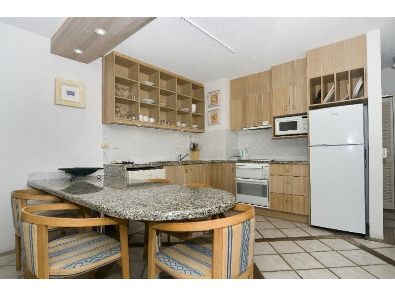 2/42 Alderly Terrace, Little Cove QLD 4567