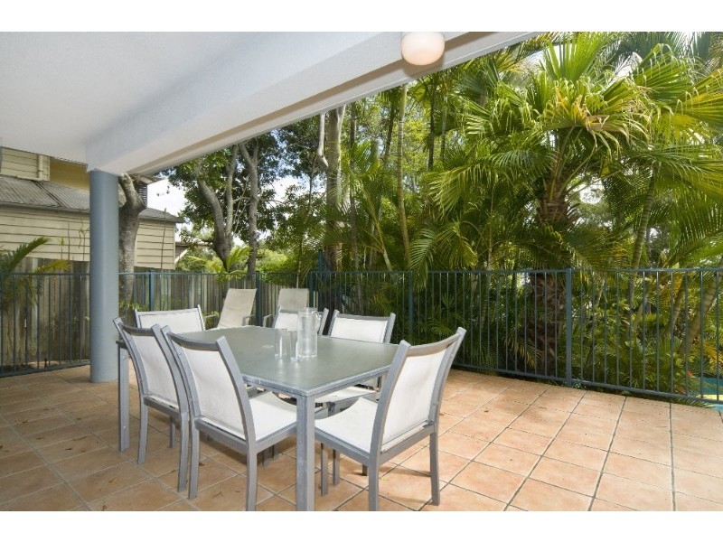 2/42 Alderly Terrace, Little Cove QLD 4567