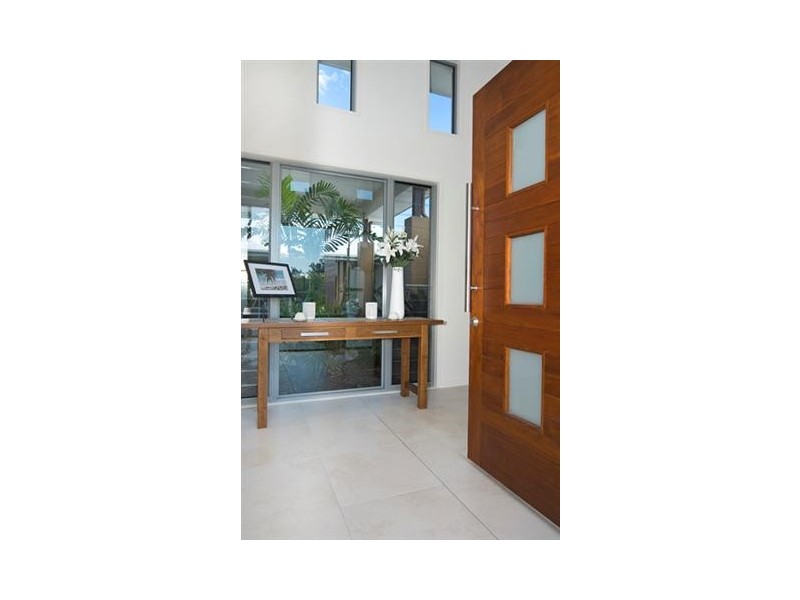 6 Aspera Place, Noosaville QLD 4566