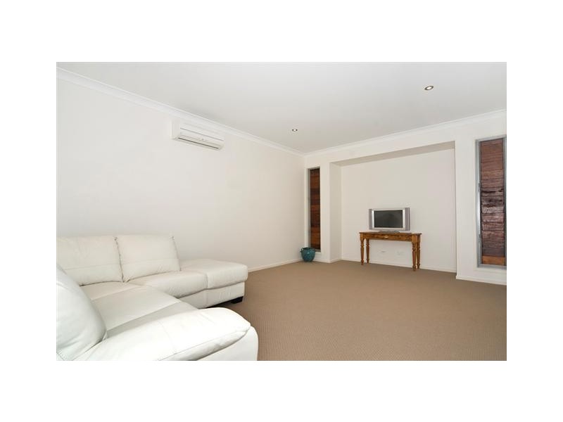 6 Aspera Place, Noosaville QLD 4566