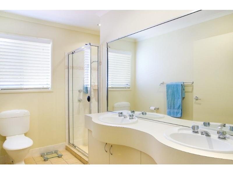 15 Shipyard Circuit, Noosaville QLD 4566
