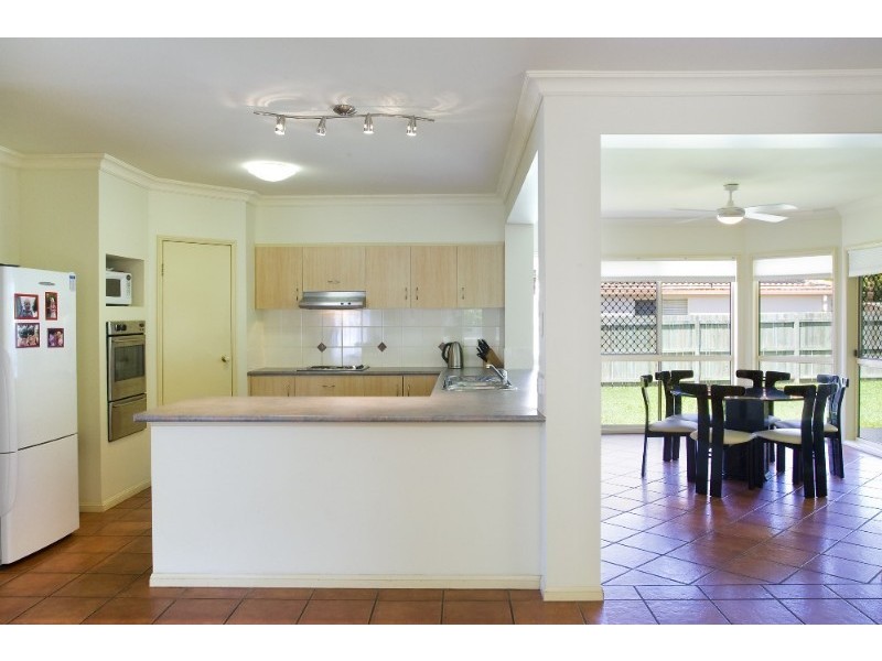 15 Shipyard Circuit, Noosaville QLD 4566