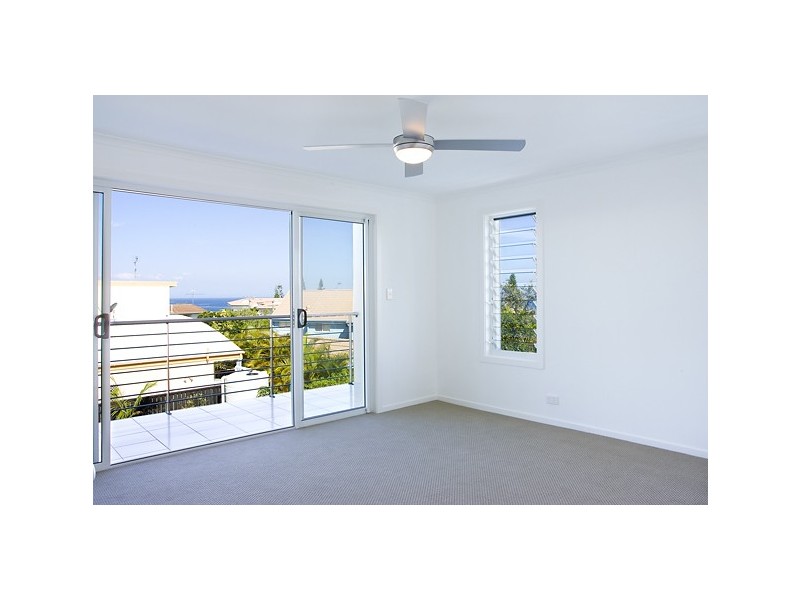 1/20 Orealla Crescent, Sunrise Beach QLD 4567