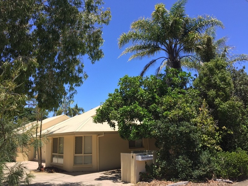 1/ 8 Margit Crescent, Sunrise Beach QLD 4567