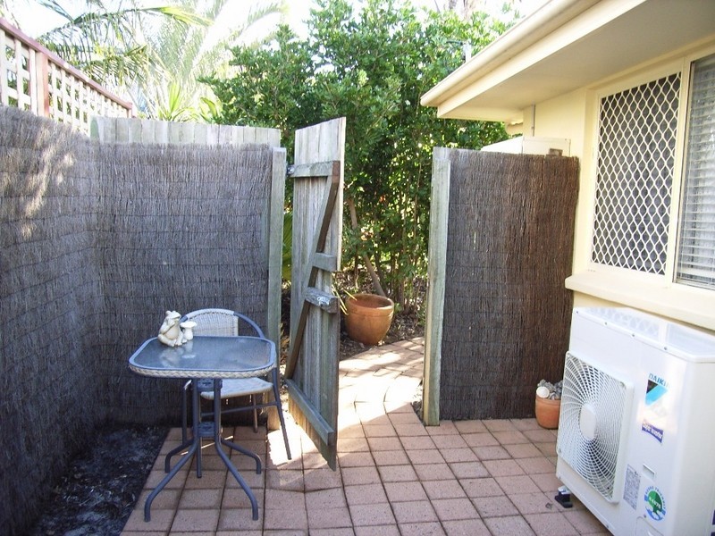 1/ 8 Margit Crescent, Sunrise Beach QLD 4567