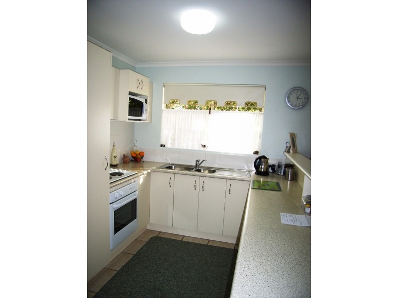 1/ 8 Margit Crescent, Sunrise Beach QLD 4567