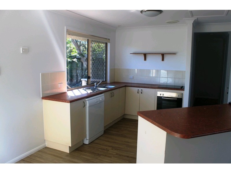 Castaways Beach QLD 4567