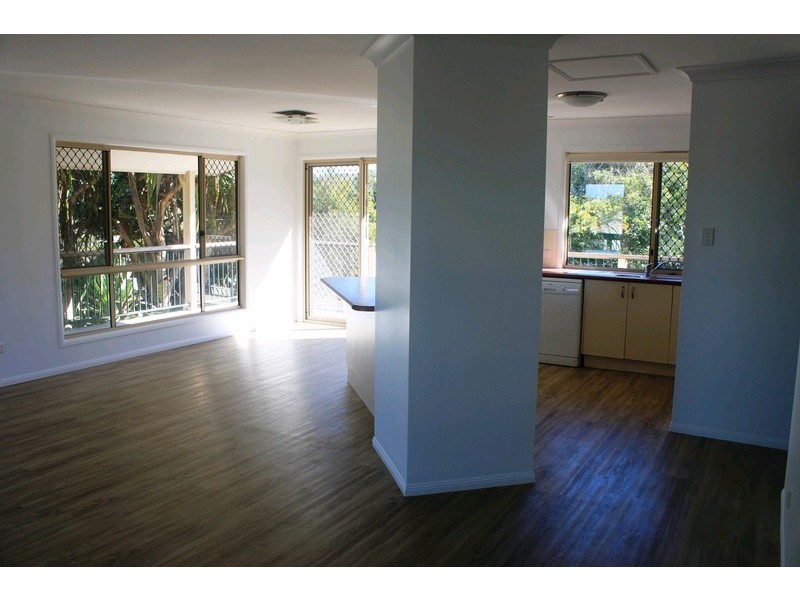 Castaways Beach QLD 4567