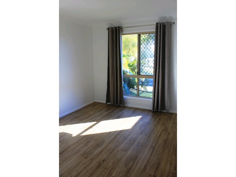 Castaways Beach QLD 4567