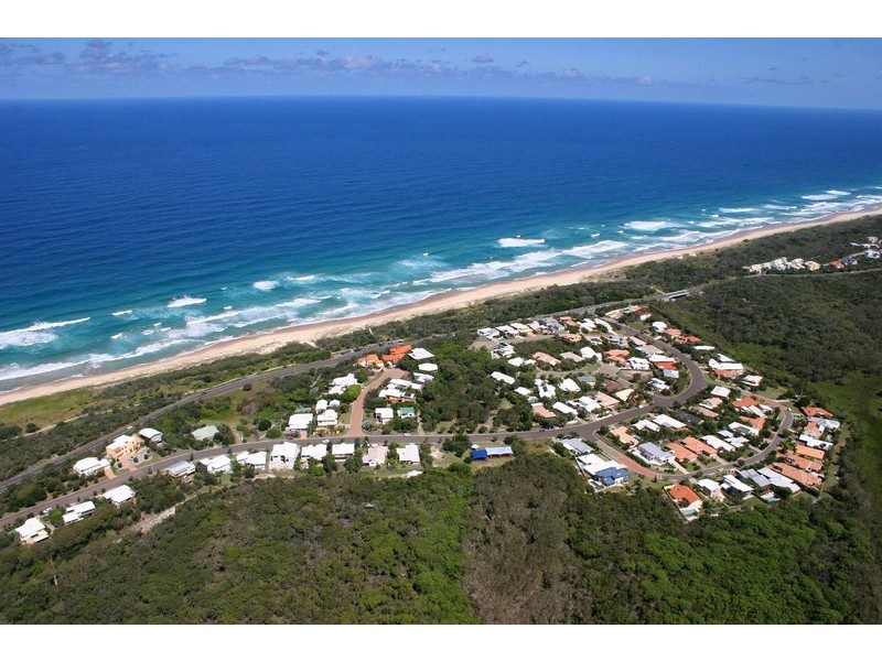 Castaways Beach QLD 4567
