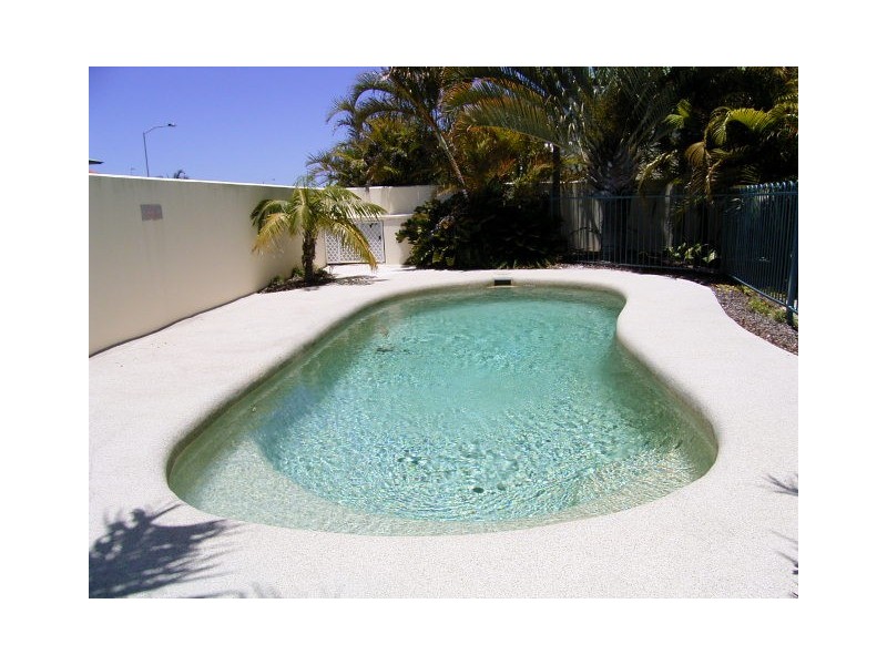 4/49 Southern Cross Parade, Sunrise Beach QLD 4567