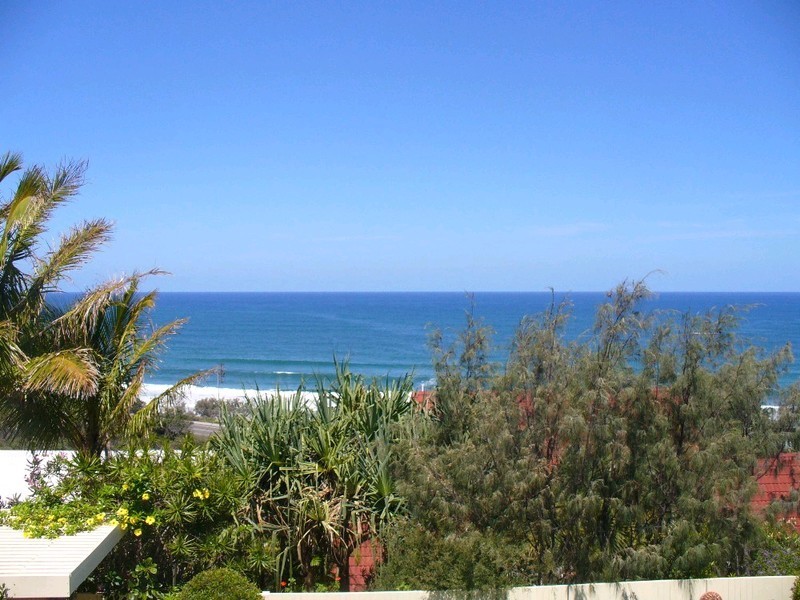 Sunrise Beach QLD 4567