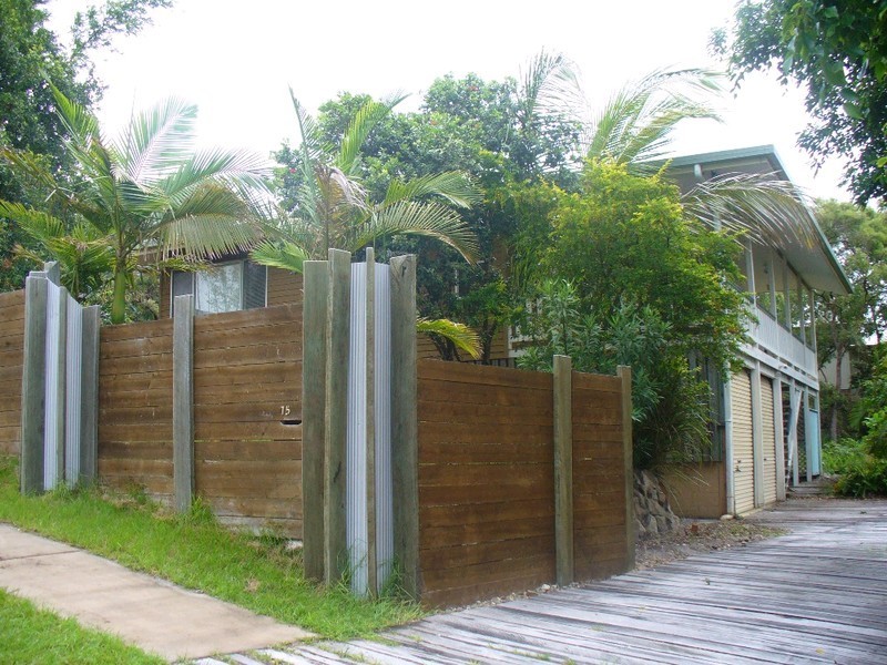 75 Southern Cross Parade, Sunrise Beach QLD 4567