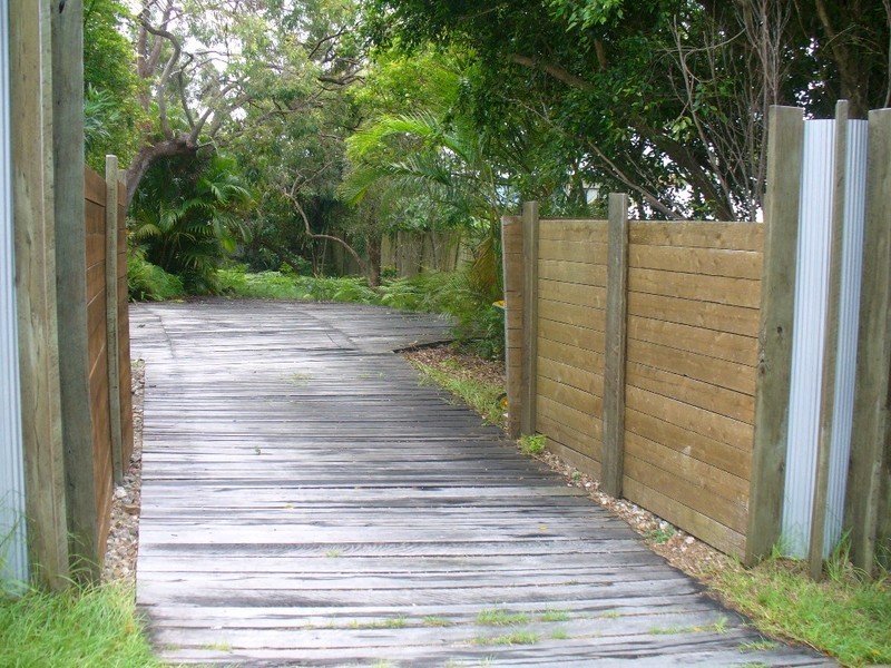 75 Southern Cross Parade, Sunrise Beach QLD 4567