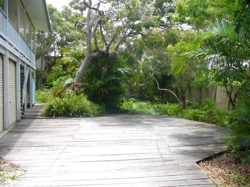 75 Southern Cross Parade, Sunrise Beach QLD 4567