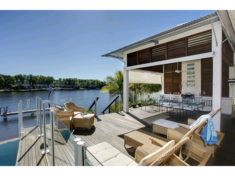 Noosa Waters QLD 4566