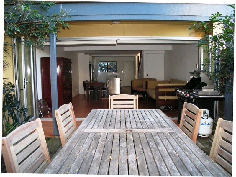 2/19 Henderson Street, Sunshine Beach QLD 4567