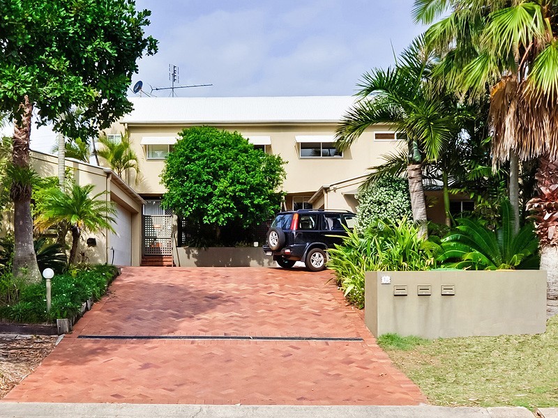 2/18 Corsair Crescent, Sunrise Beach QLD 4567