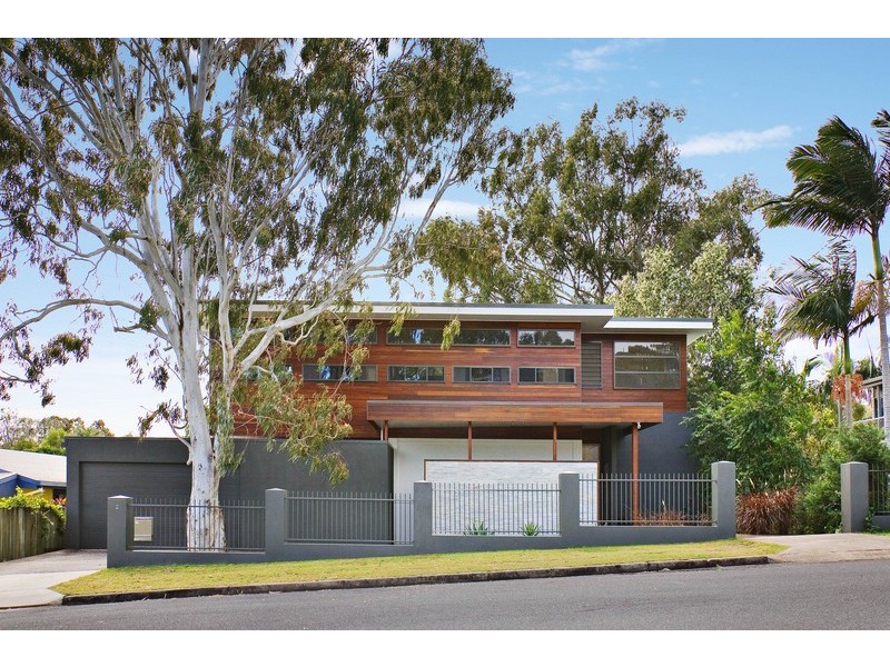 2 Brolga Lane, Noosa Heads QLD 4567