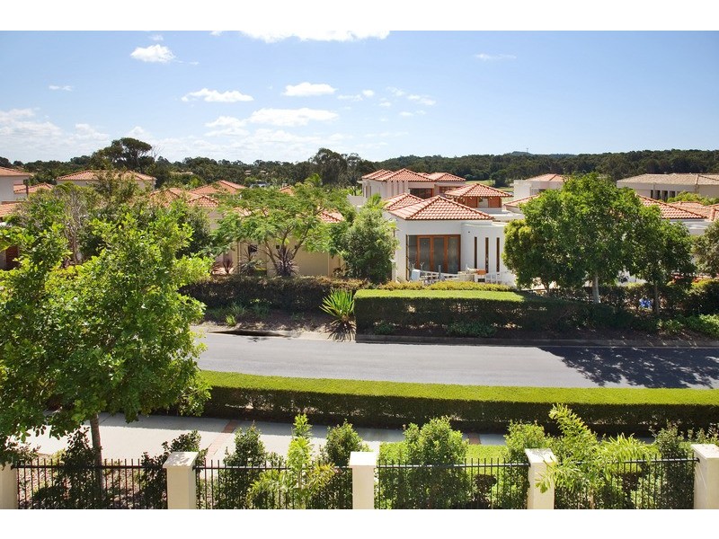 560/61 Noosa Springs Drive, Noosa Springs QLD 4567