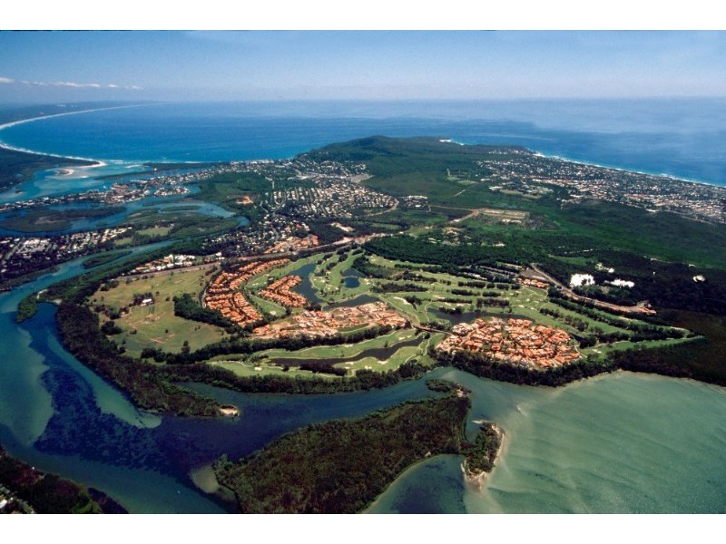 560/61 Noosa Springs Drive, Noosa Springs QLD 4567