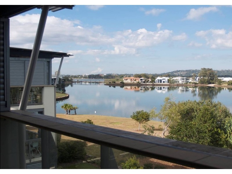 18/20 Baywater Drive, Twin Waters QLD 4564