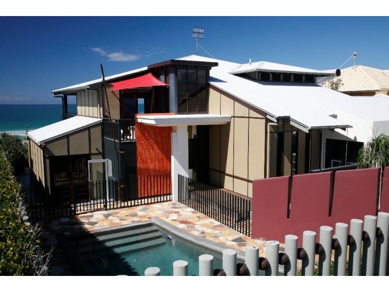 14 Tropicana Rise, Castaways Beach QLD 4567