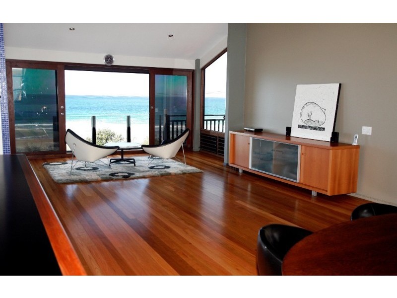 14 Tropicana Rise, Castaways Beach QLD 4567