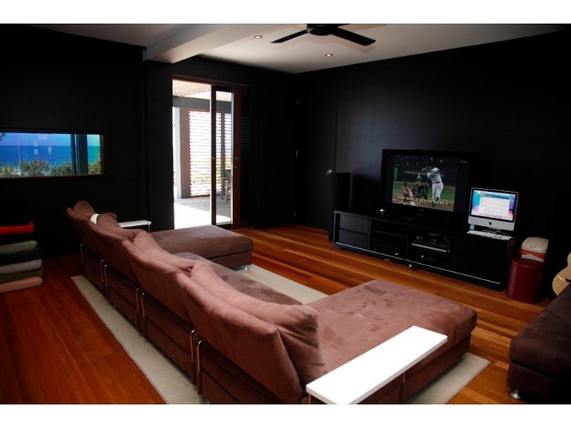 14 Tropicana Rise, Castaways Beach QLD 4567