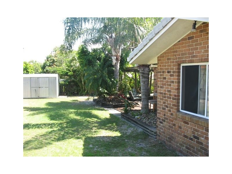 49 Dame Patti Drive, Sunrise Beach QLD 4567