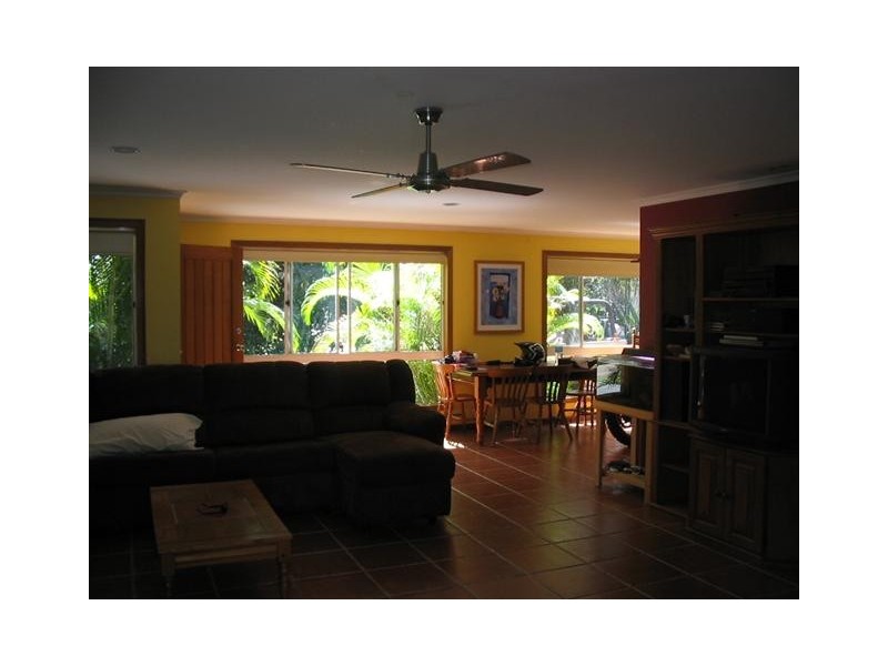 49 Dame Patti Drive, Sunrise Beach QLD 4567