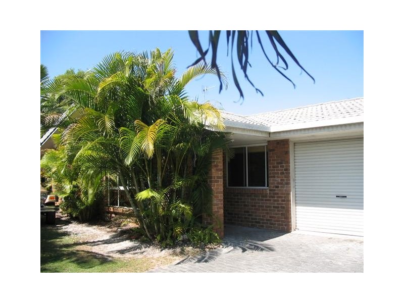 49 Dame Patti Drive, Sunrise Beach QLD 4567